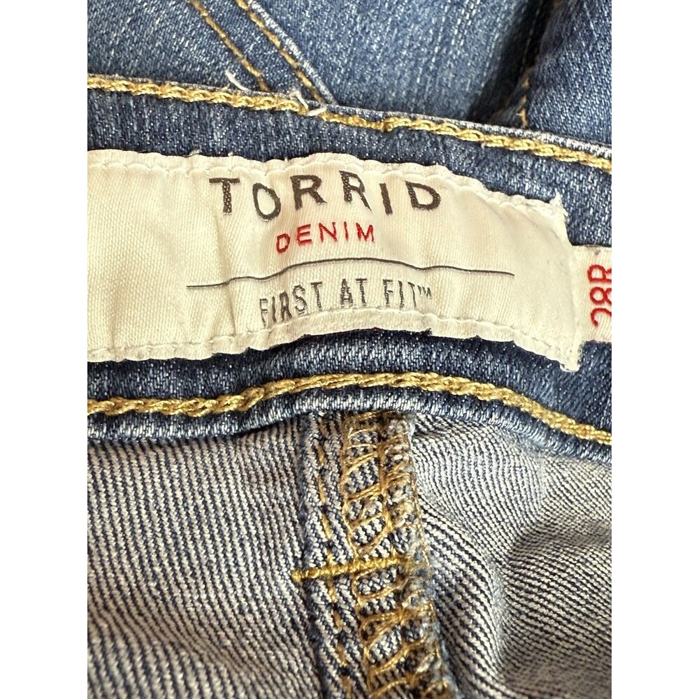 Torrid Womens Blue Denim Stretch Ankle Jeans Size 28R - Picture 8 of 11